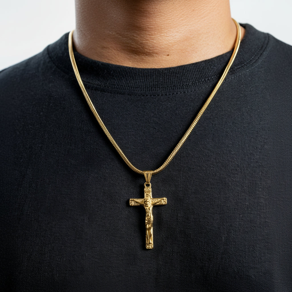Dije Cristo Oro Laminado 18K