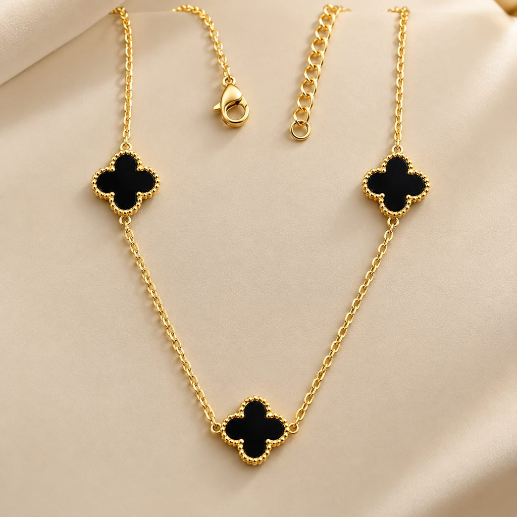 Cadena Trébol Negro para Mujer en Oro Laminado 18K