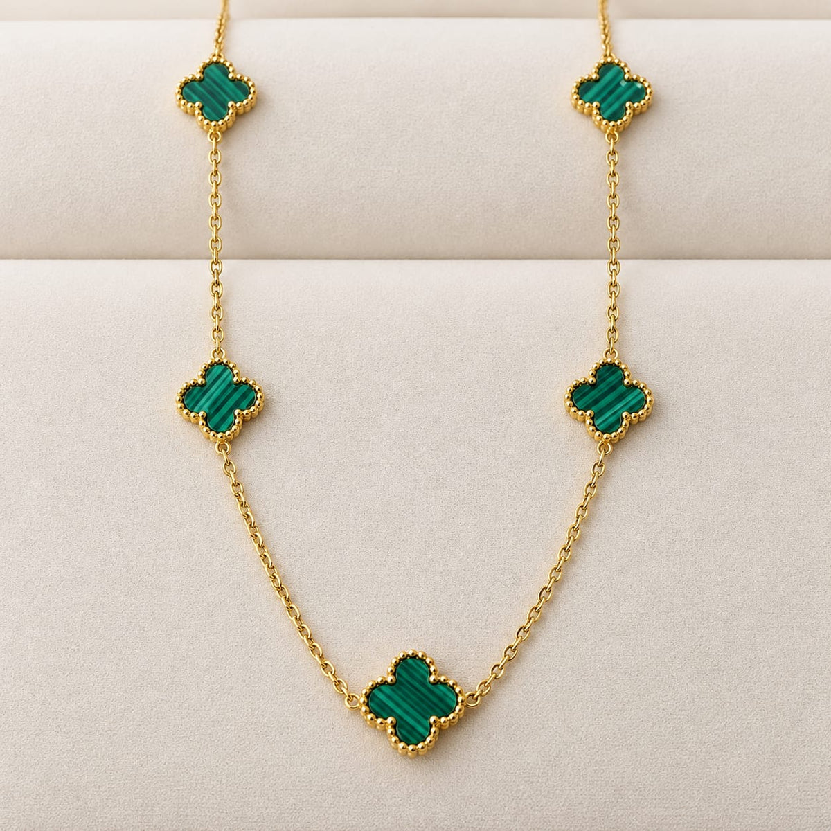 Cadena Trébol Verde para Mujer en Oro Laminado 18K