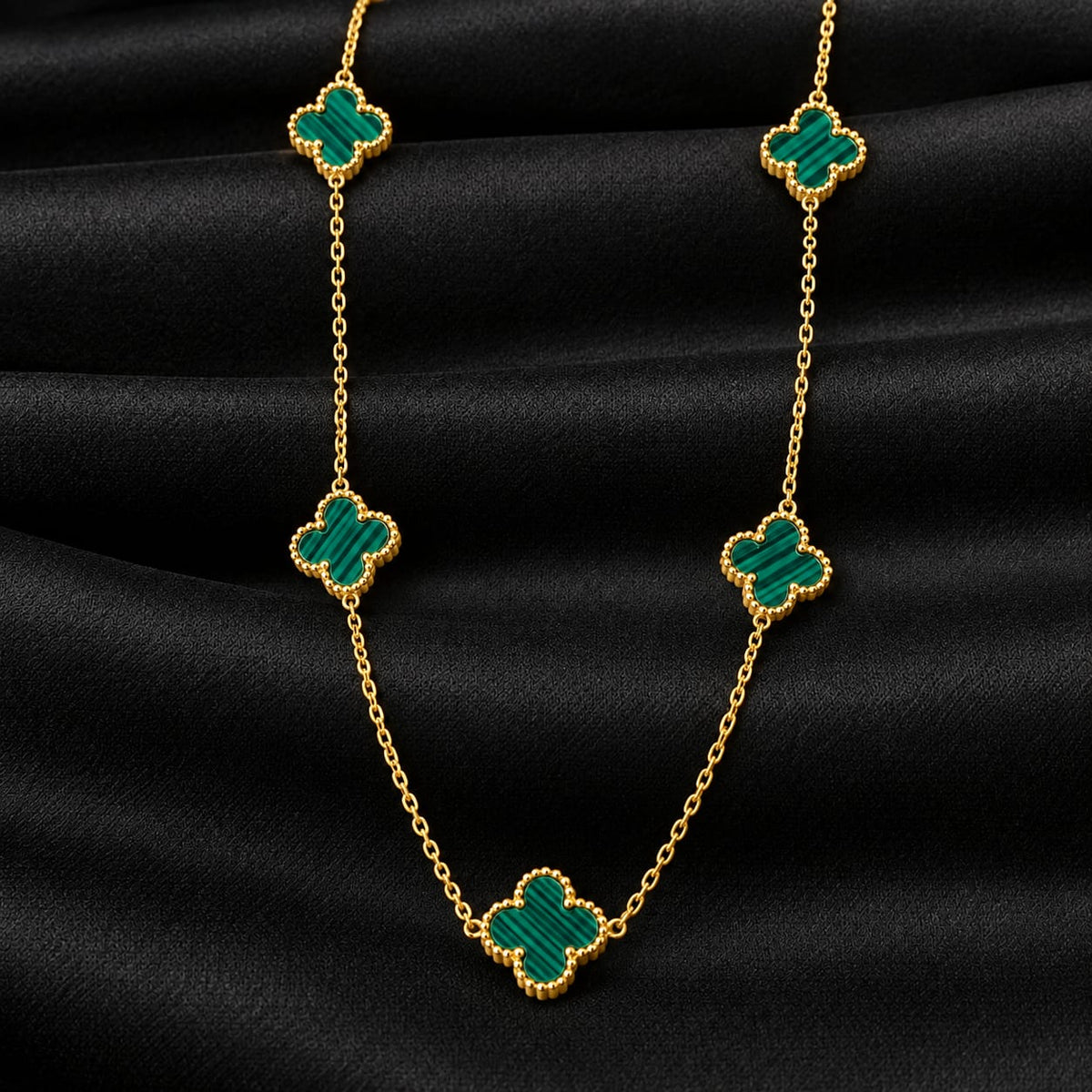 Cadena Trébol Verde para Mujer en Oro Laminado 18K