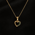 Dije Corazón Esmeraldas  en Oro Laminado 18K